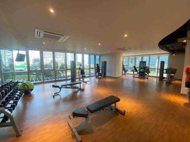 Bgc, Uptown Parksuites Tower 2 Тагуиг Екстериор снимка